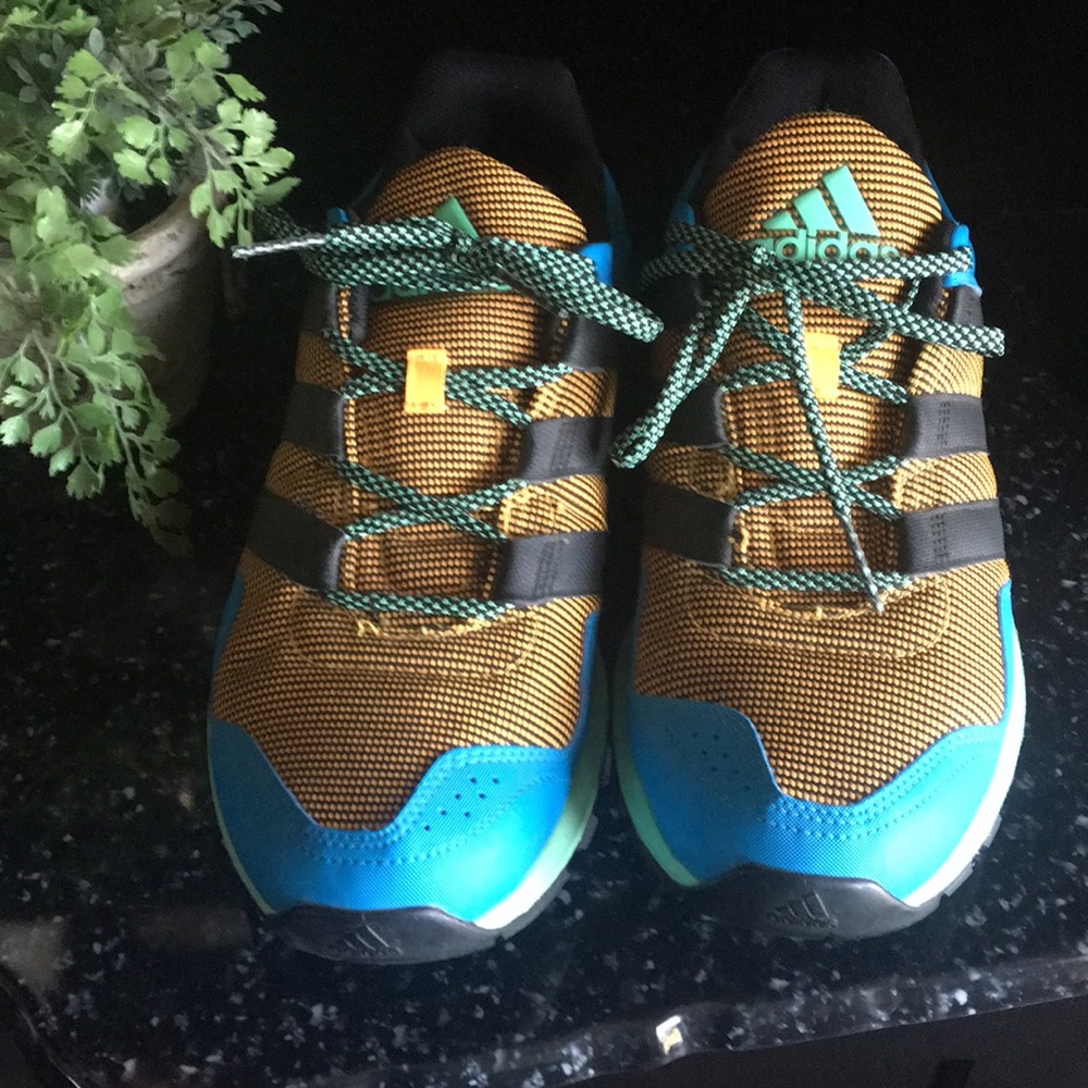 Men's address running shoes